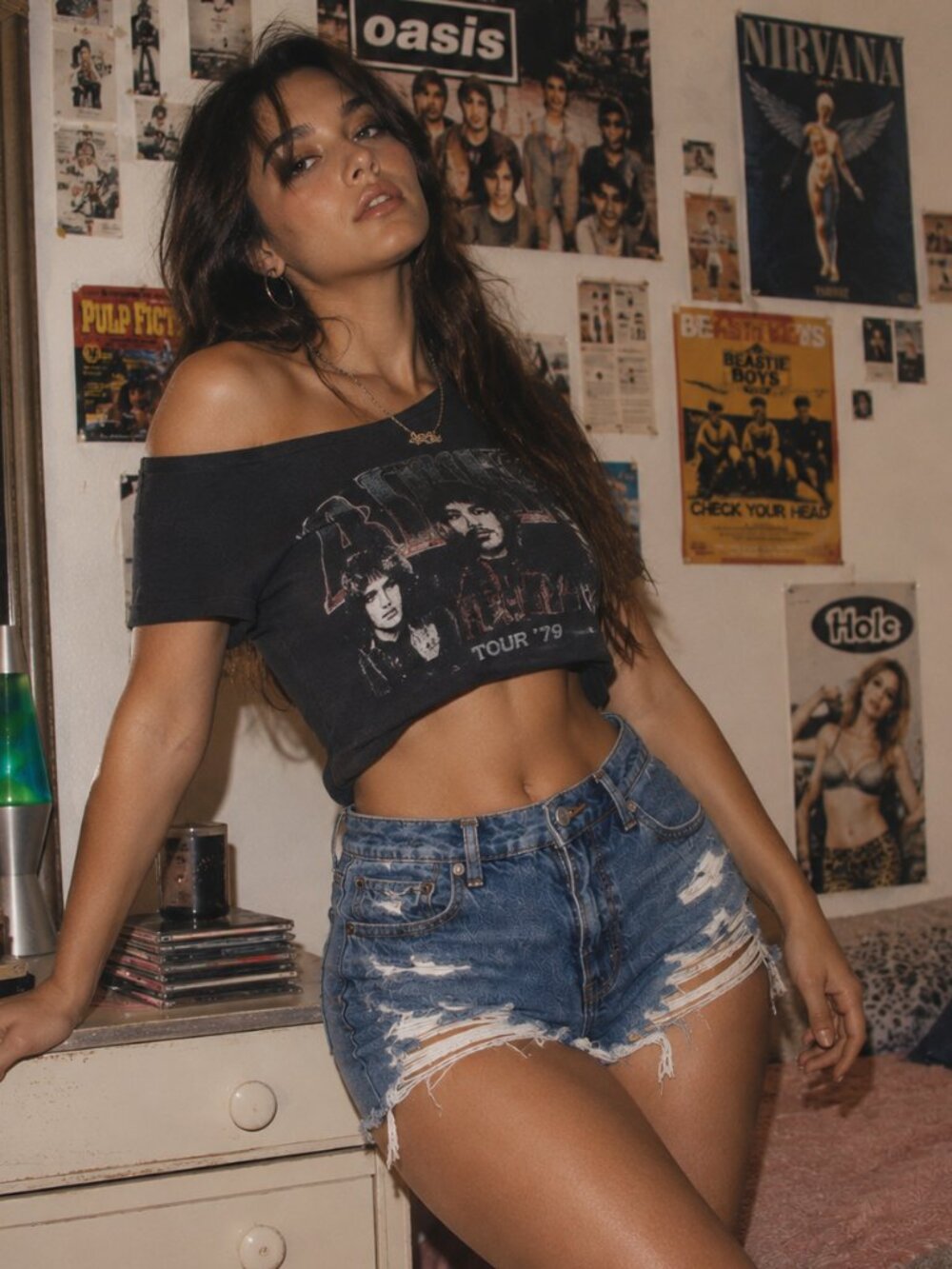 American Eagle ‘90s Boyfriend Shorts Distressed Denim Y2K Grunge Festival Cutoff